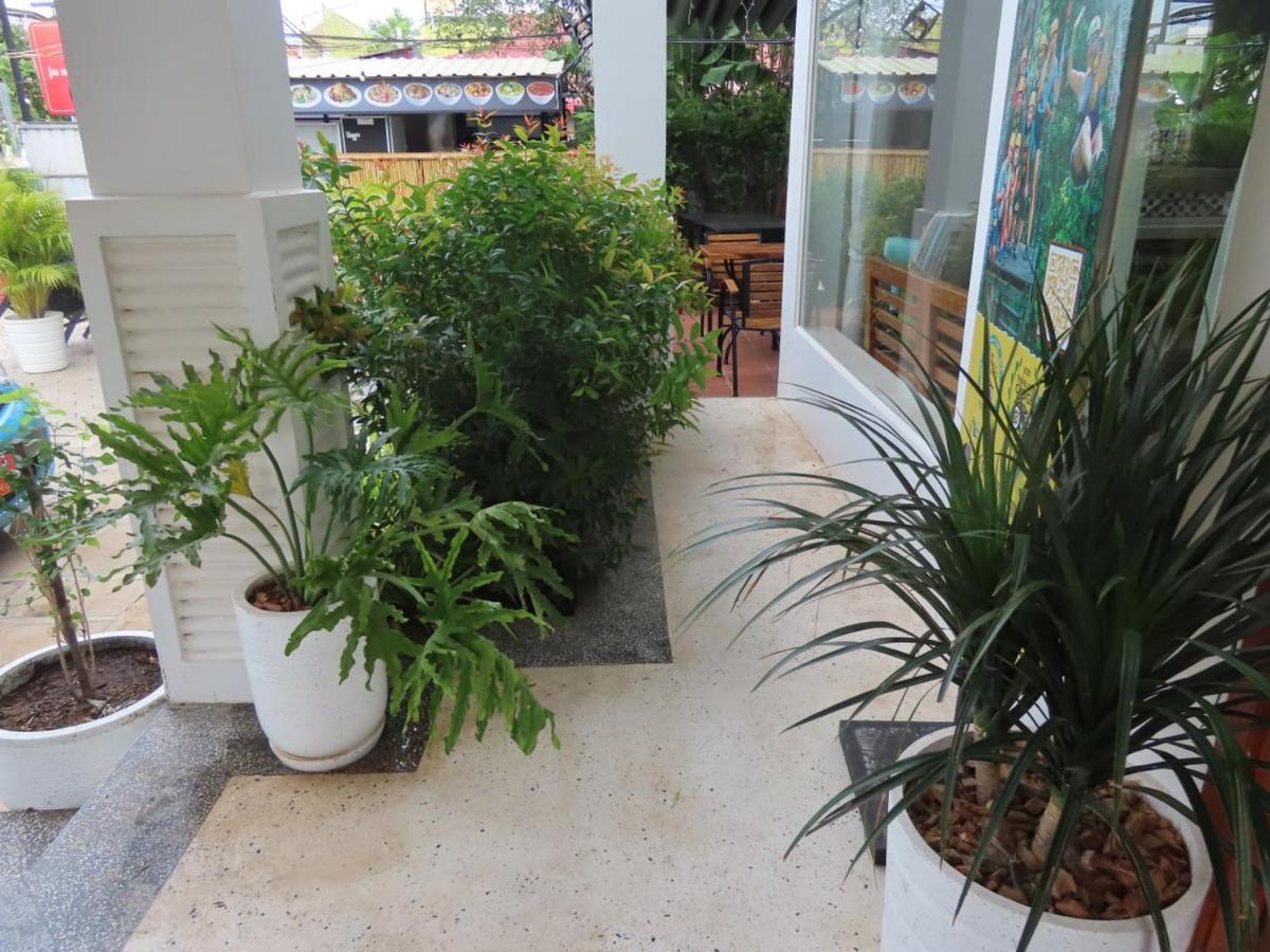 The Blanc Residence Siem Reap Exterior photo